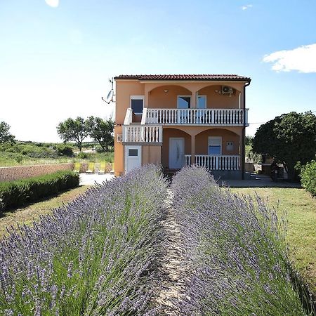 Apartment Sapavac Vir Luaran gambar