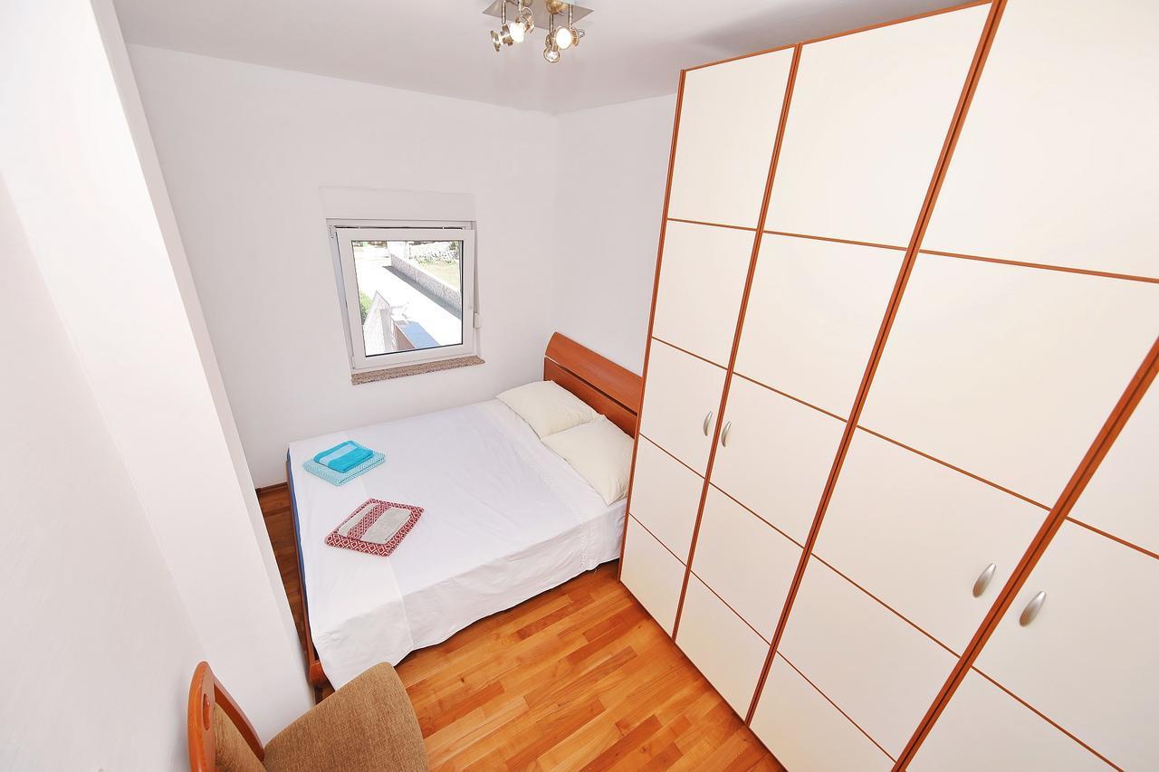 Apartment Sapavac Vir Luaran gambar
