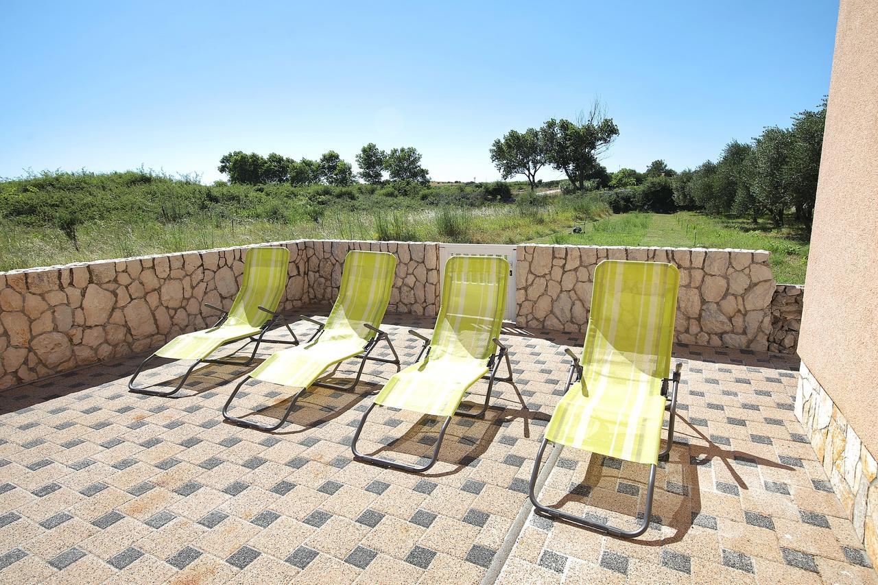 Apartment Sapavac Vir Luaran gambar
